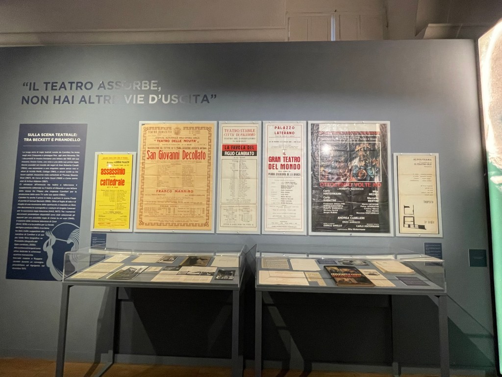 Materiale esposto Andrea Camilleri palazzo Firenze